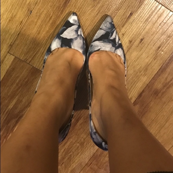 Daya By Zendaya Atmore Pumps *Worn Once* - Picture 2 of 6